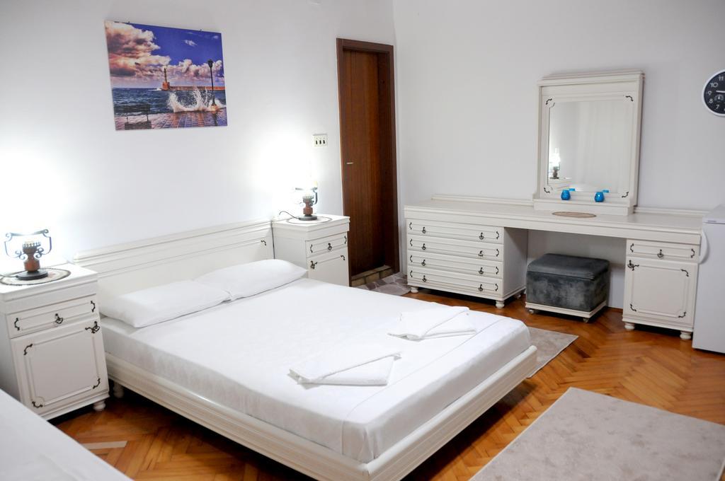 Guest House Smajlaga Улцинь Экстерьер фото